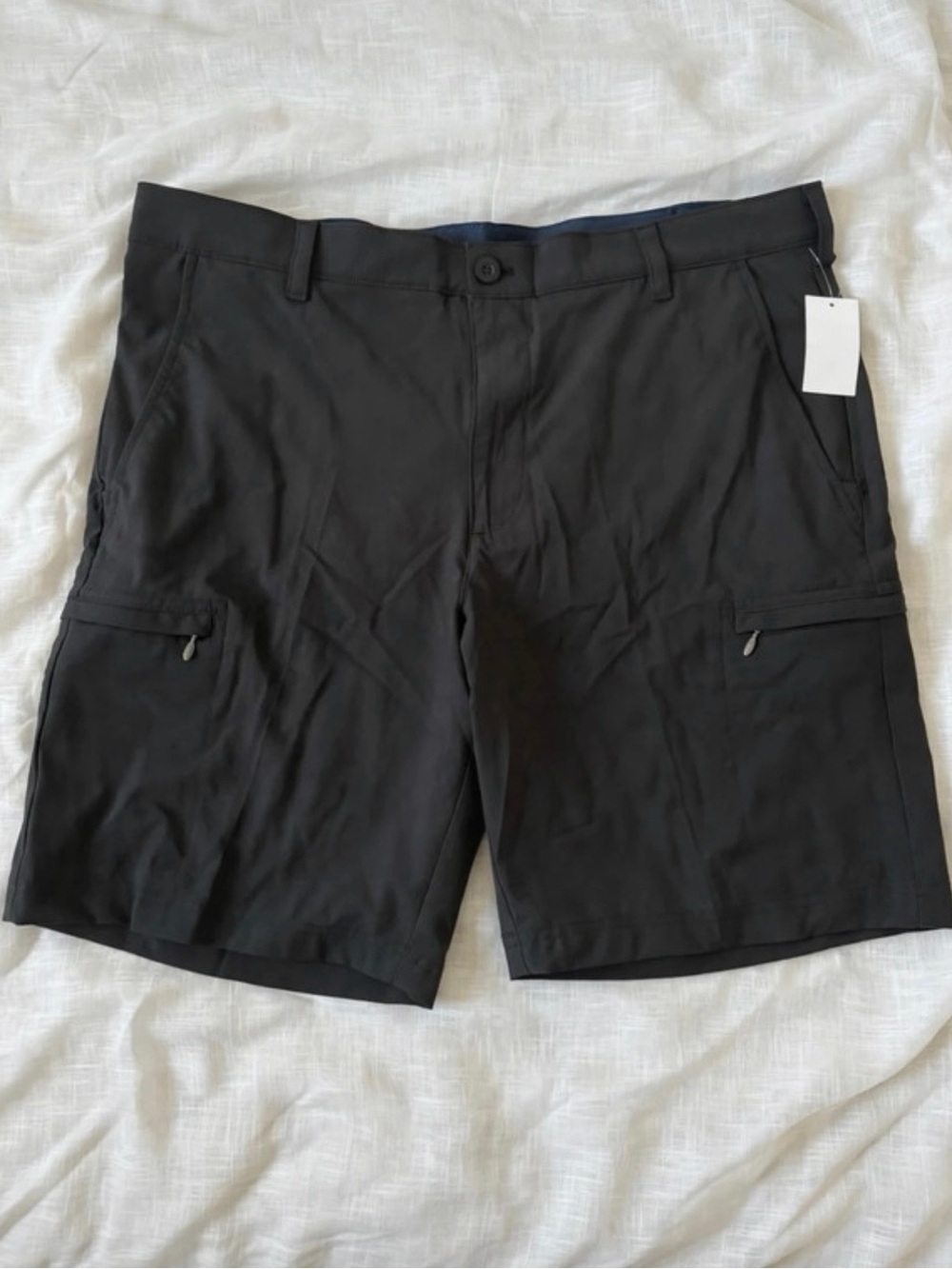 IZOD Golf Swingflex Cargo Shorts Men’s 38 | Black 9.5” Inseam Quick Dry UPF 50+